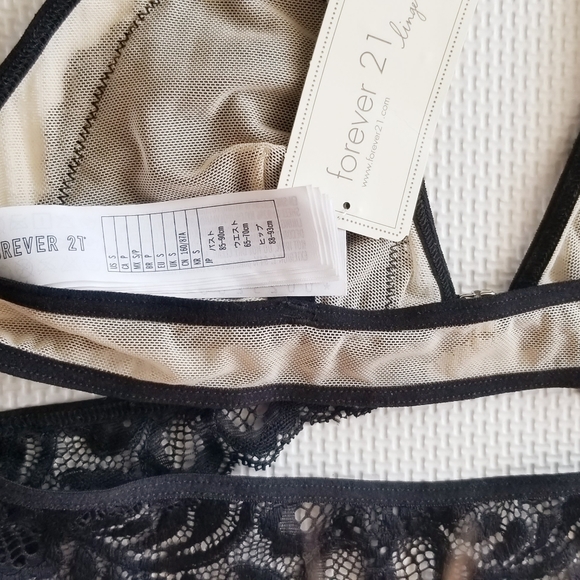 New lace bralette - Picture 4 of 8